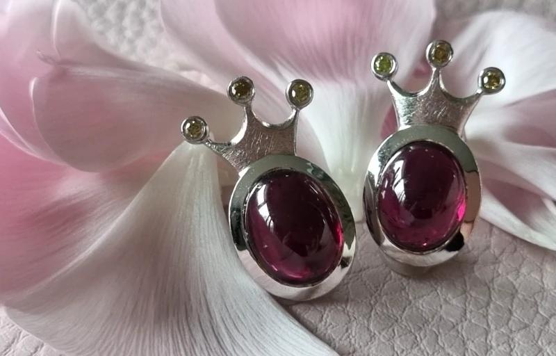 Picture of jewellery